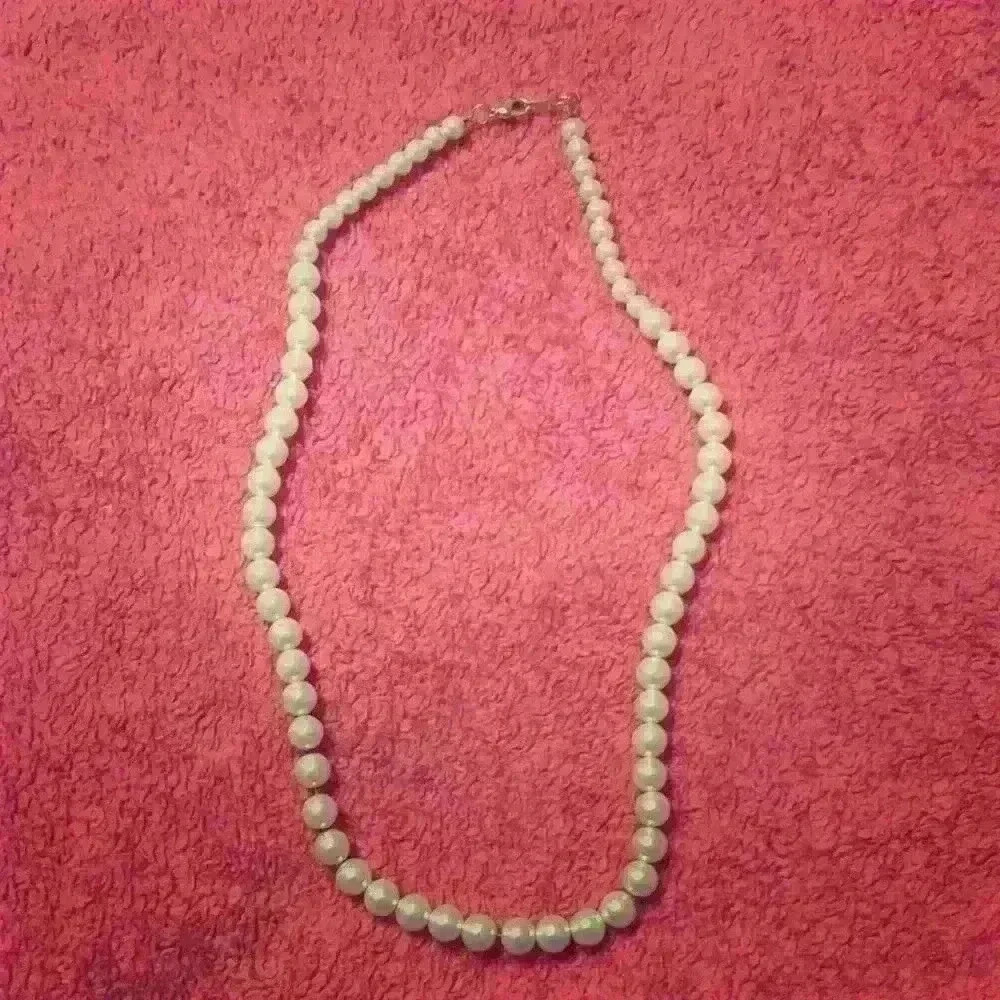 Pearl necklace